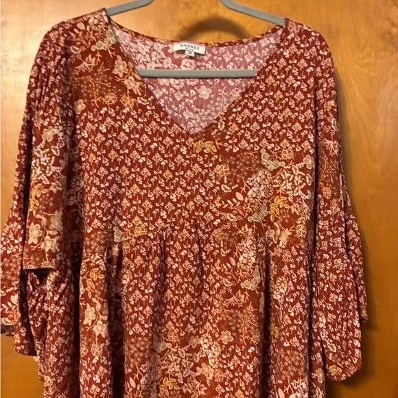 ANDREE BY UNIT Floral V-Neck Blouse 2Xl ruffle sleeves - Picture 2 of 9